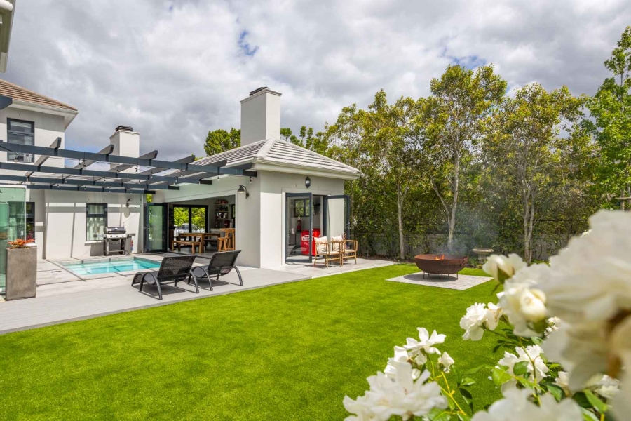 4 Bedroom Property for Sale in Val De Vie Estate Western Cape